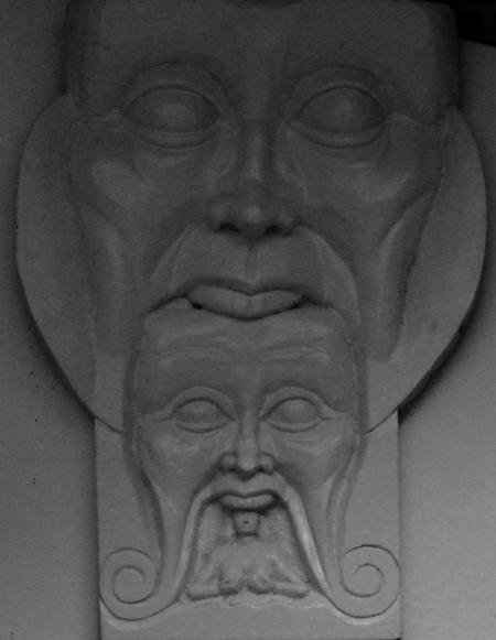 Cycle de la voie lact�e, sculpture Moloch